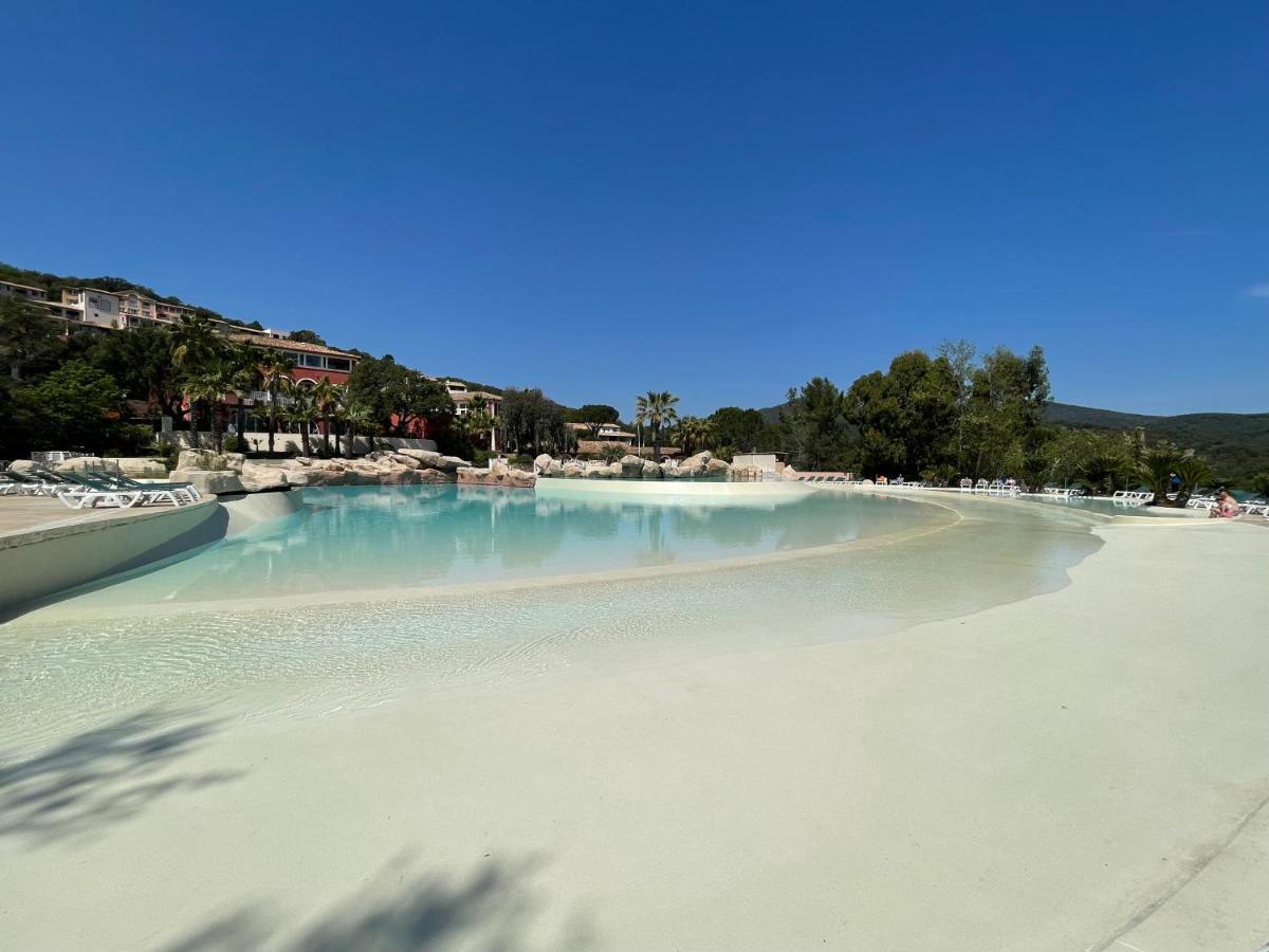 Les Restanques - Grimaud Διαμέρισμα Εξωτερικό φωτογραφία